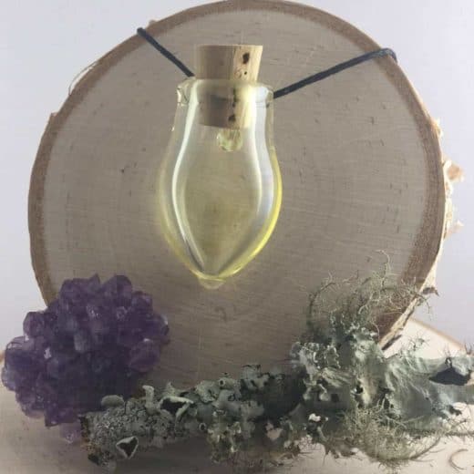 Art Glass Perfume Pendant Loura Kumara Artisan Aromatics front