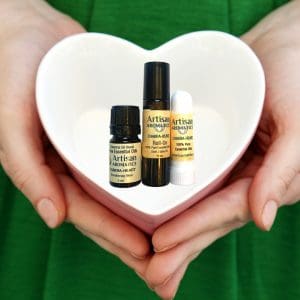 Top 4 Essential Oils to Balance 4th Chakra